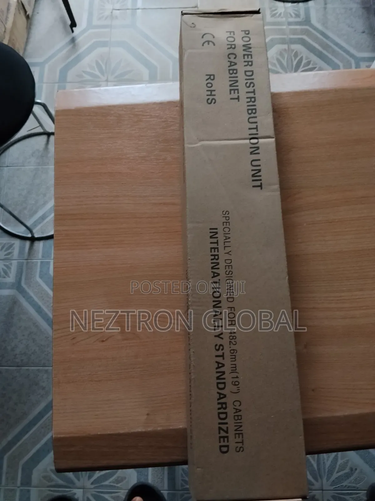 Metal Pdu 6wau