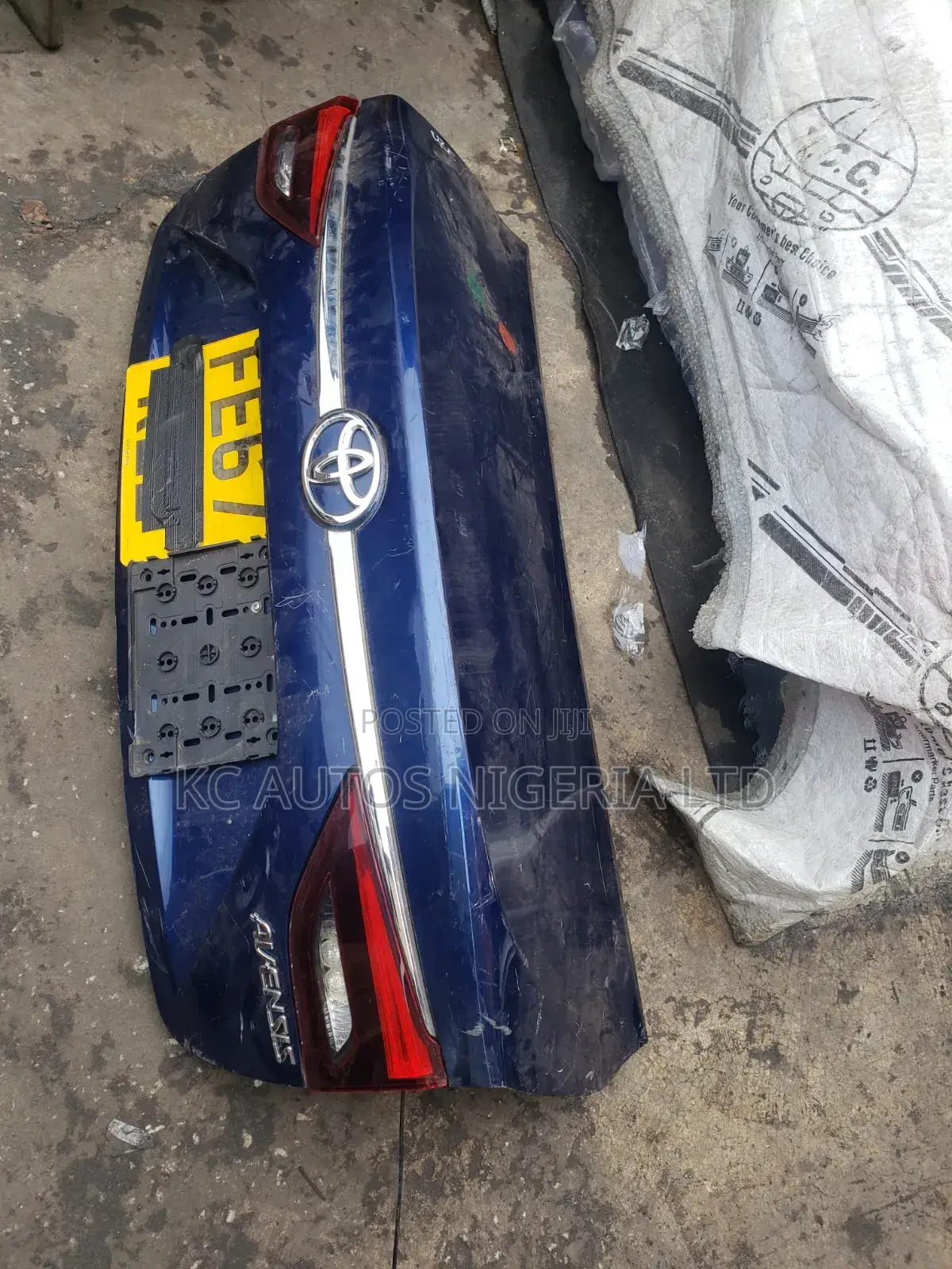 Boot Toyota Avensis 2018-2020 Complete