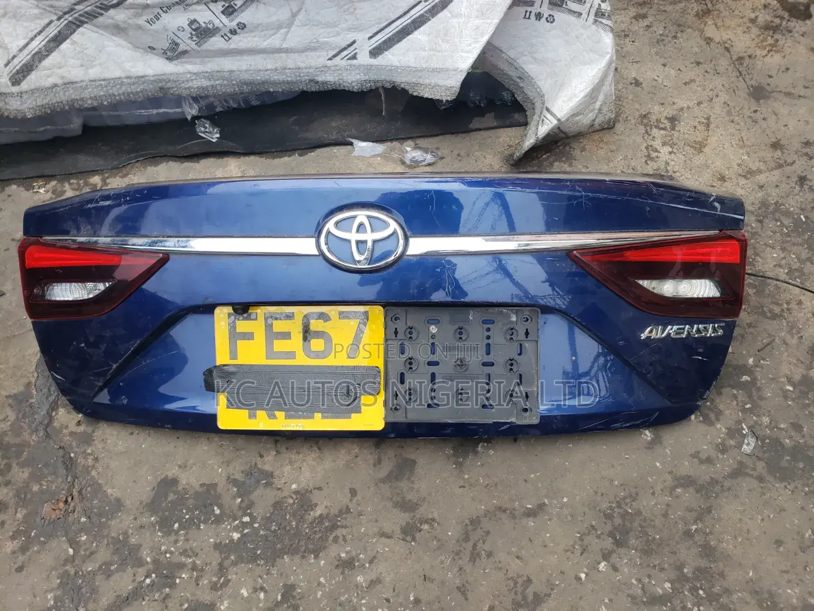 Boot Toyota Avensis 2018-2020 Complete