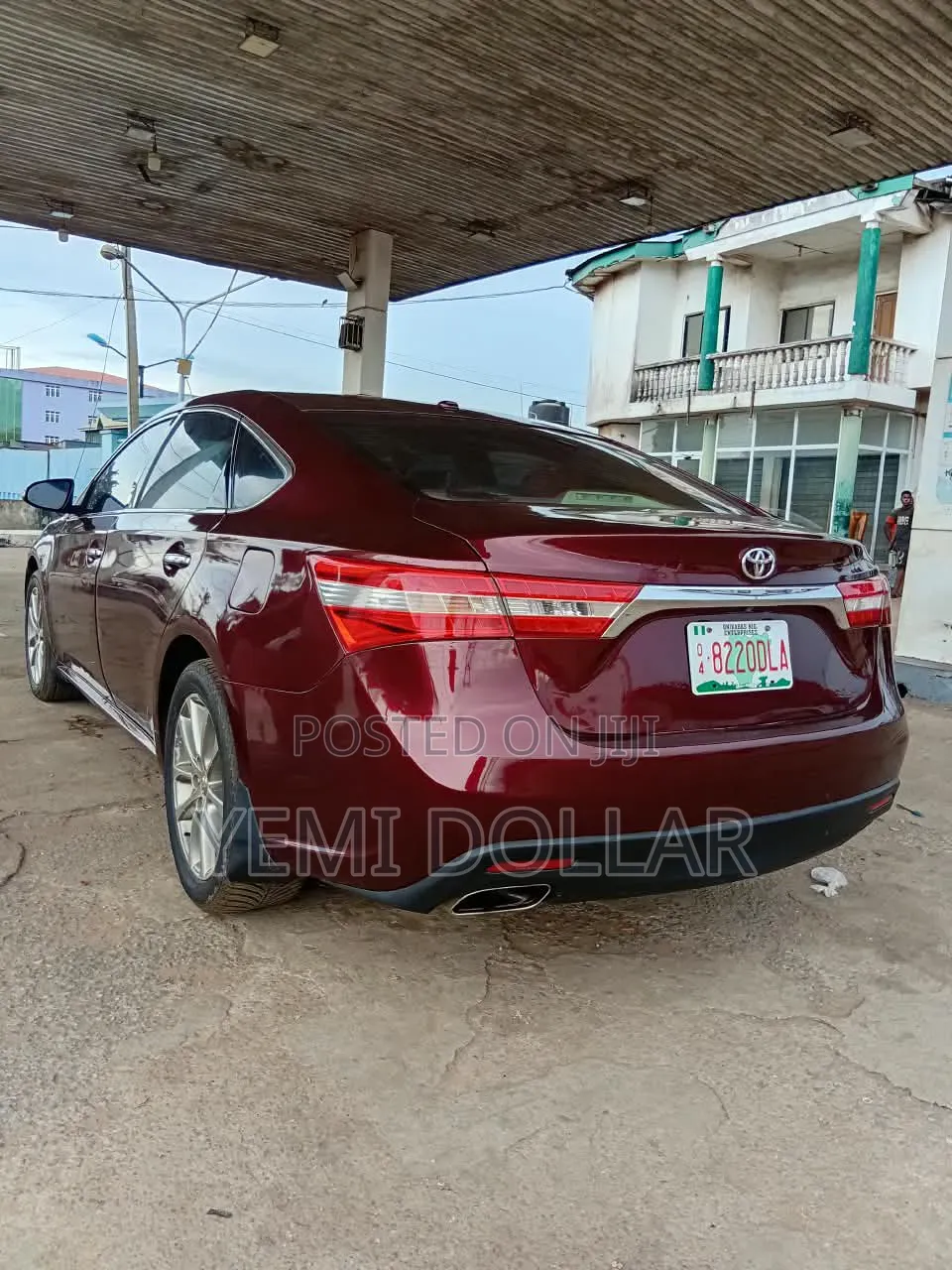 Toyota Avalon XLE 4dr Sedan (3.5L 6cyl 6A) 2014 Red