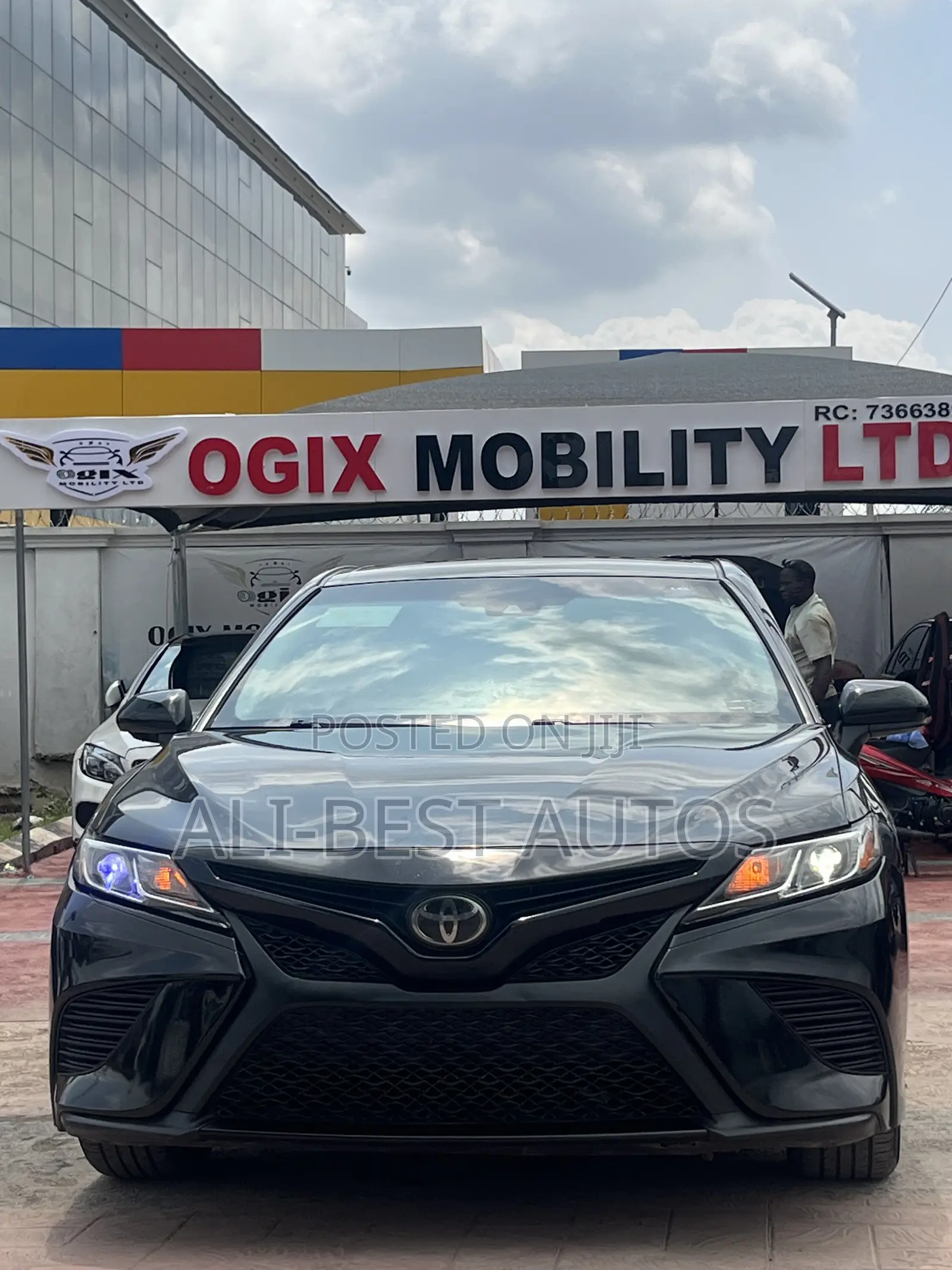 Toyota Camry 2017 Black