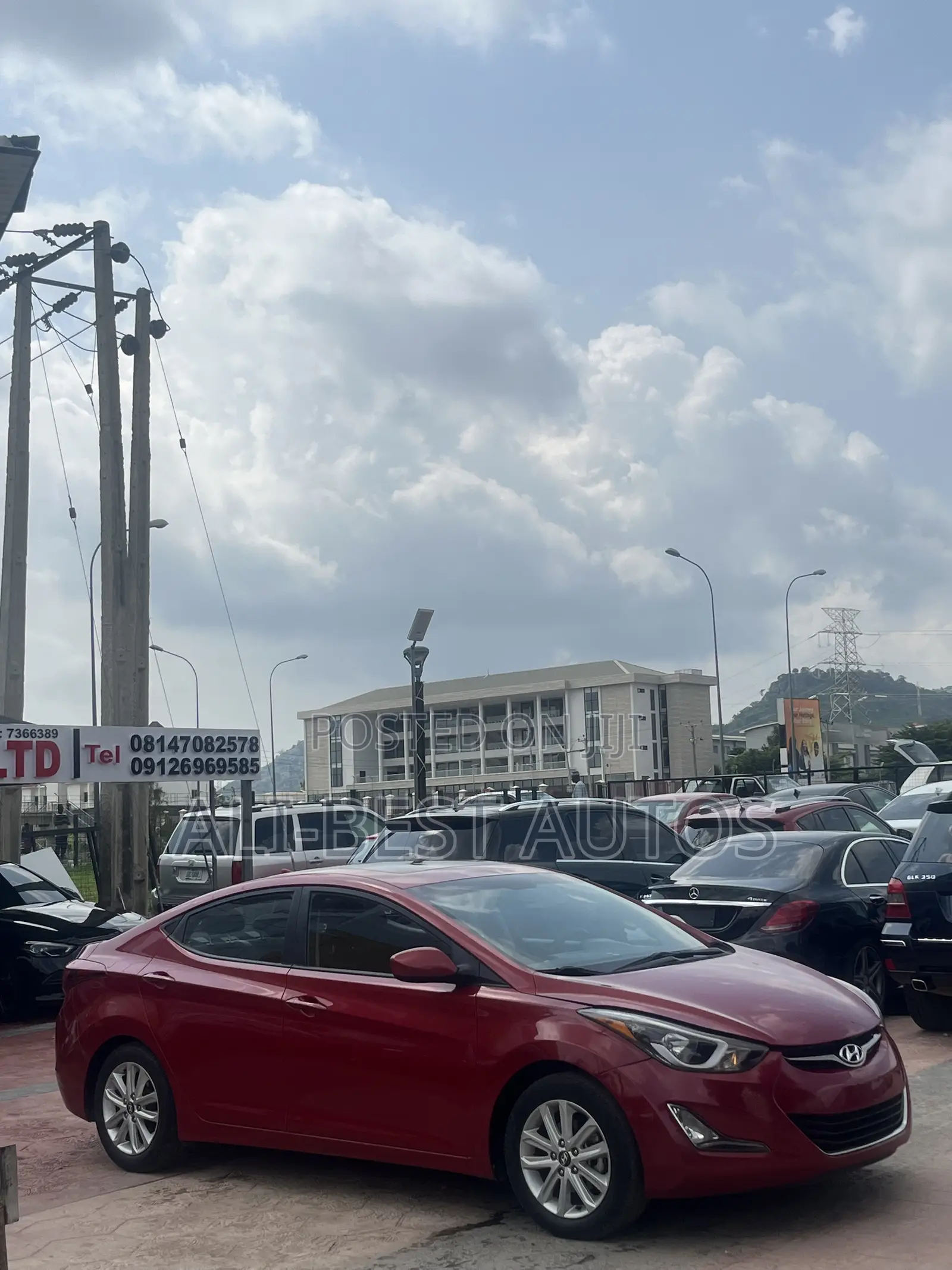 Hyundai Elantra 2015 Red