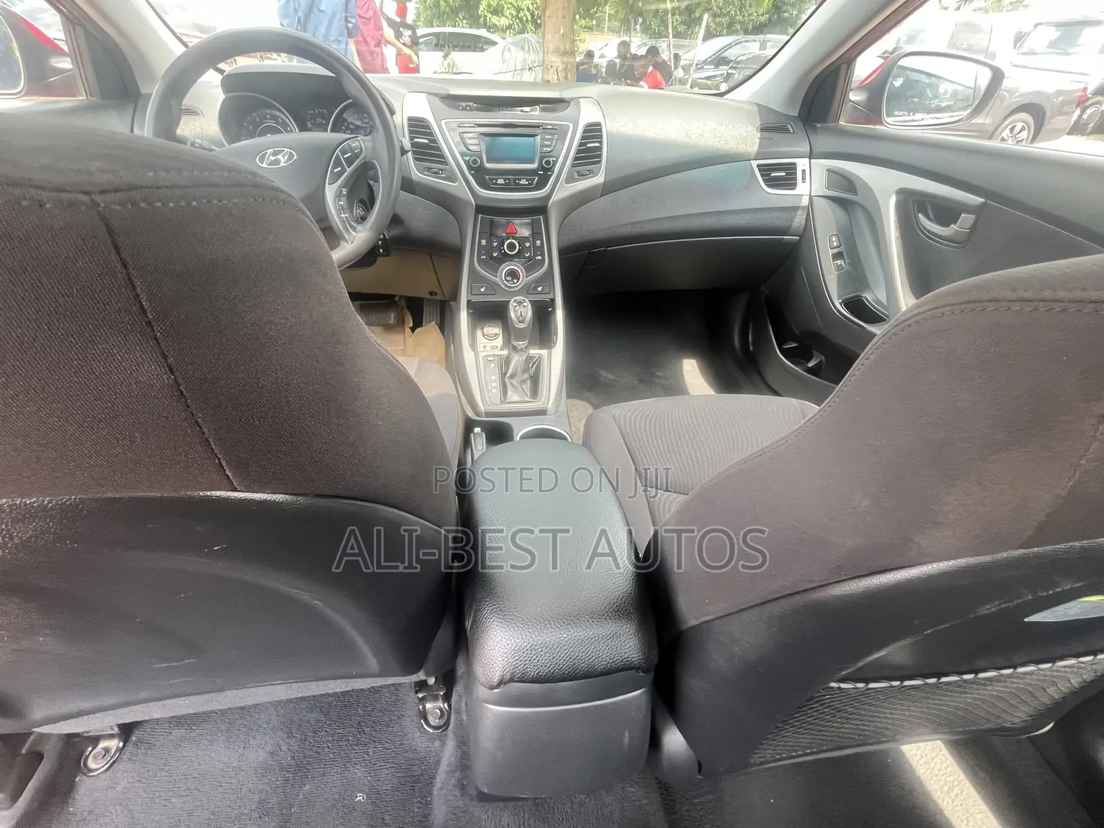 Hyundai Elantra 2015 Red