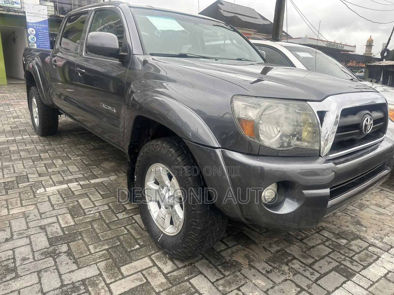 Toyota Tacoma Double Cab V6 Automatic 2010 Gray