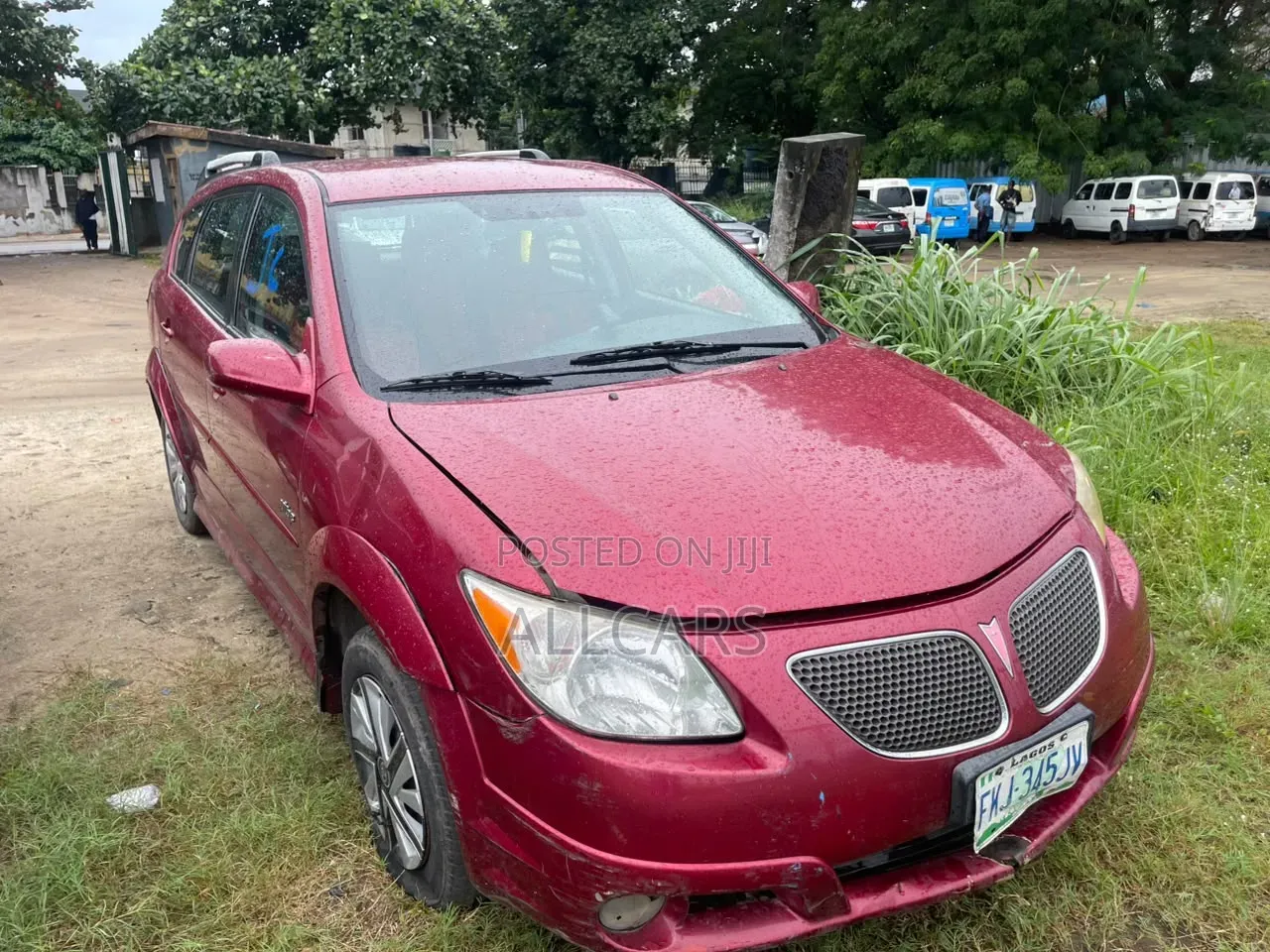 Pontiac Vibe 2005 Red