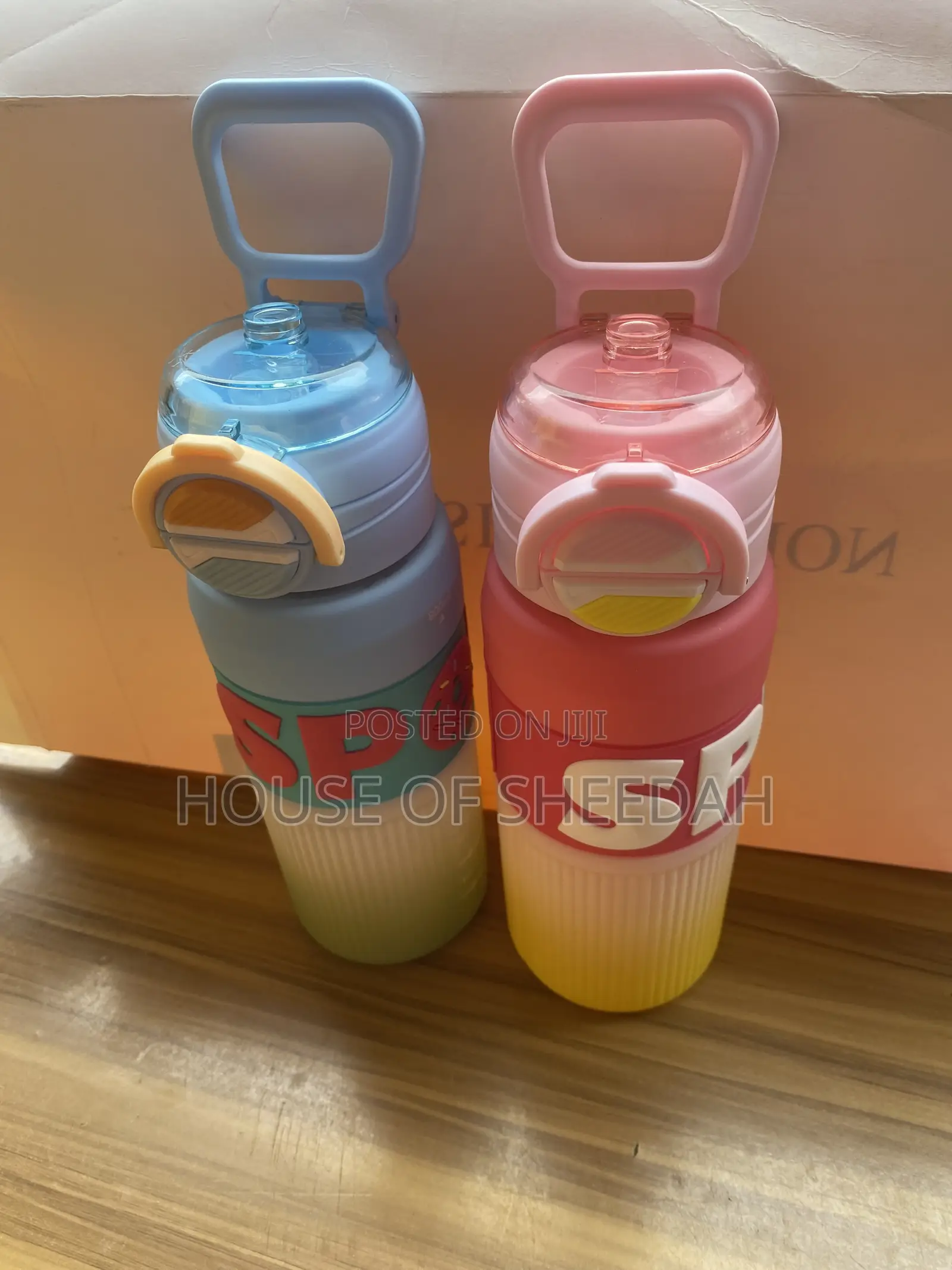 800ml Frosted Straw Water Bottle