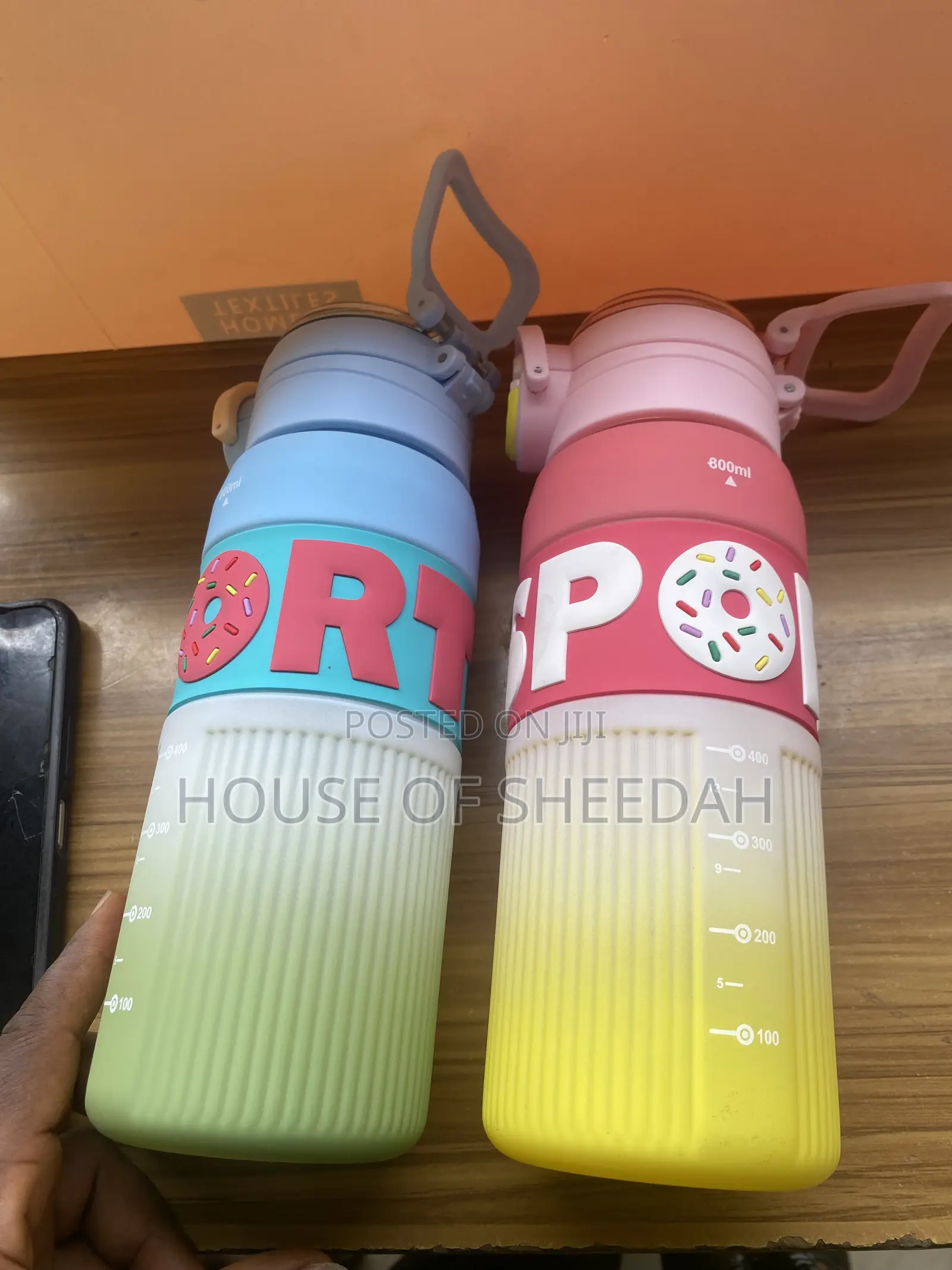800ml Frosted Straw Water Bottle