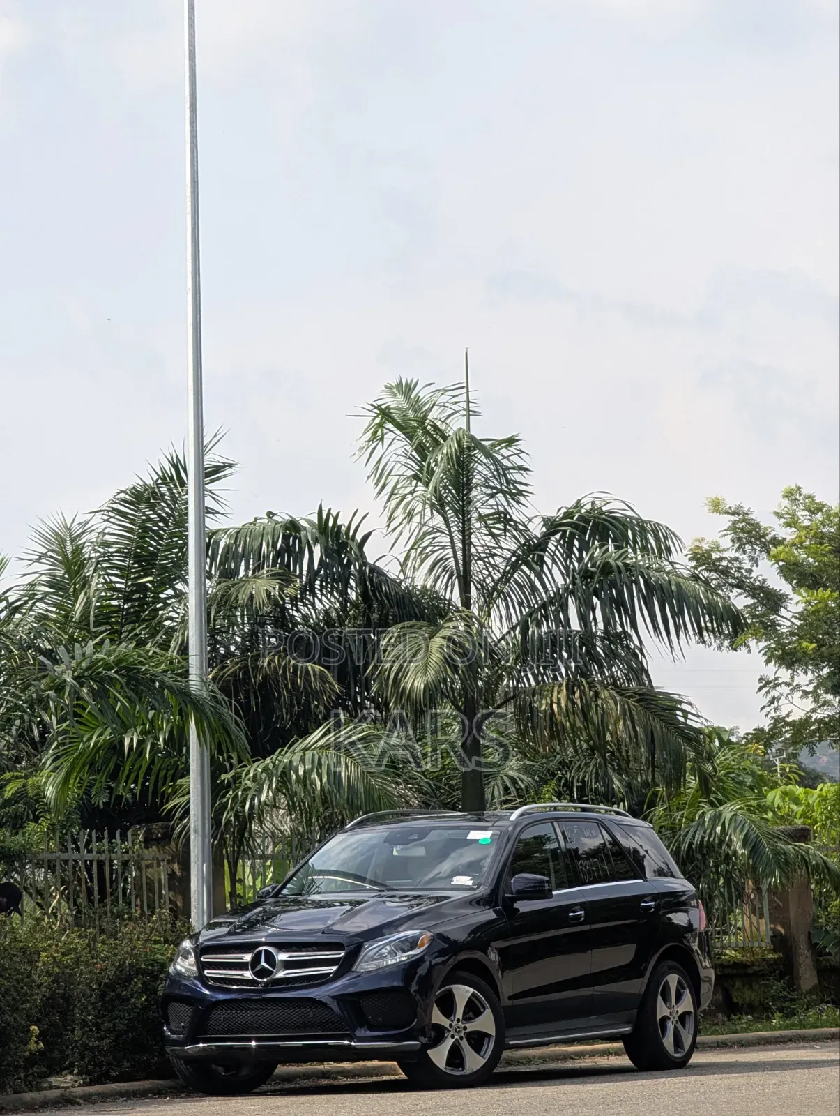 Mercedes-Benz GLE-Class GLE 350 2018 Blue