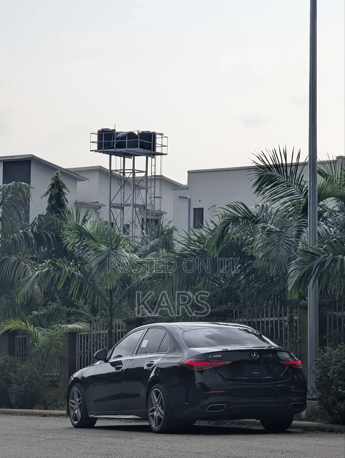 Mercedes-Benz C300 2024 Black