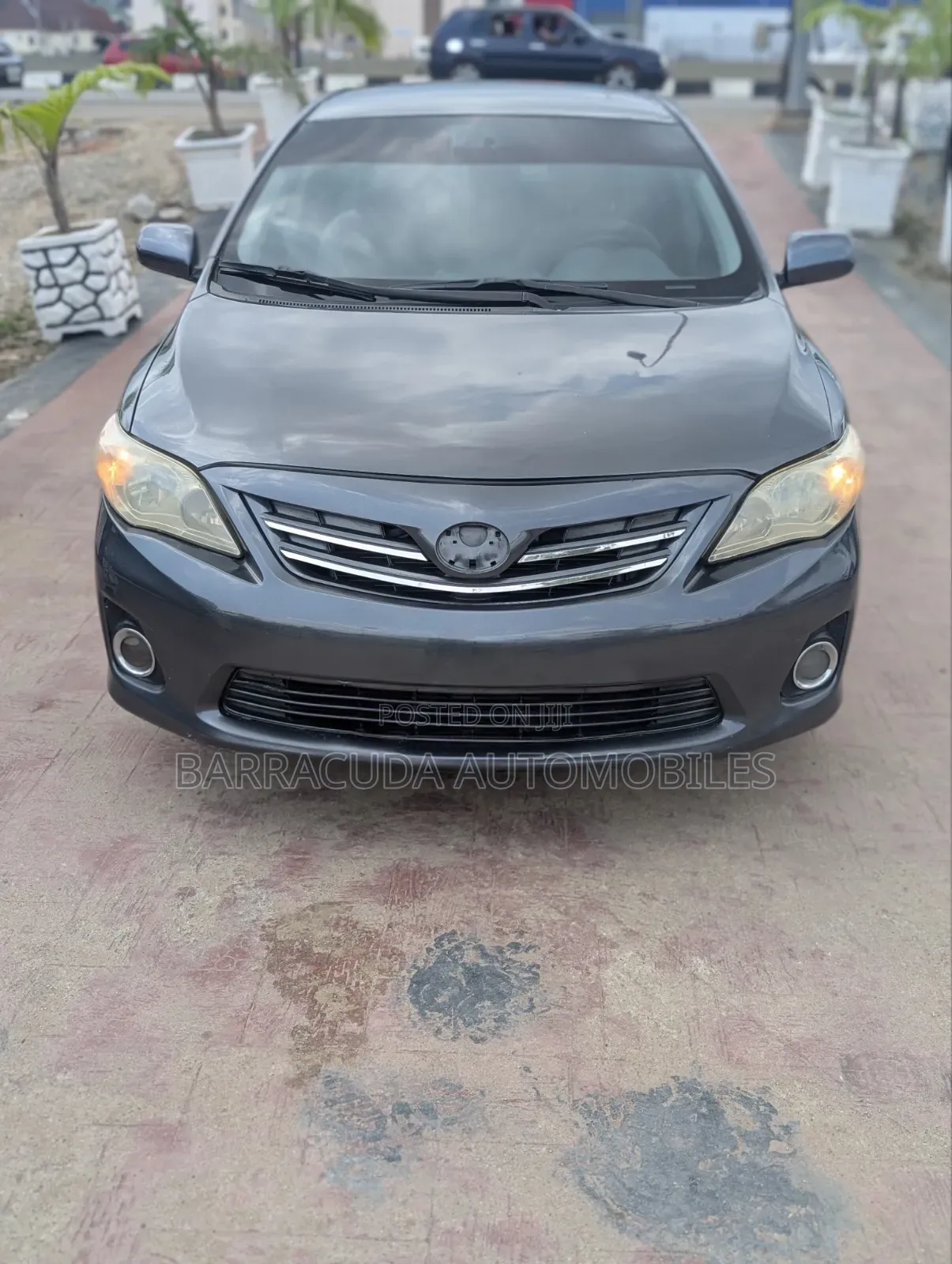Toyota Corolla L 4-Speed Automatic 2013 Gray