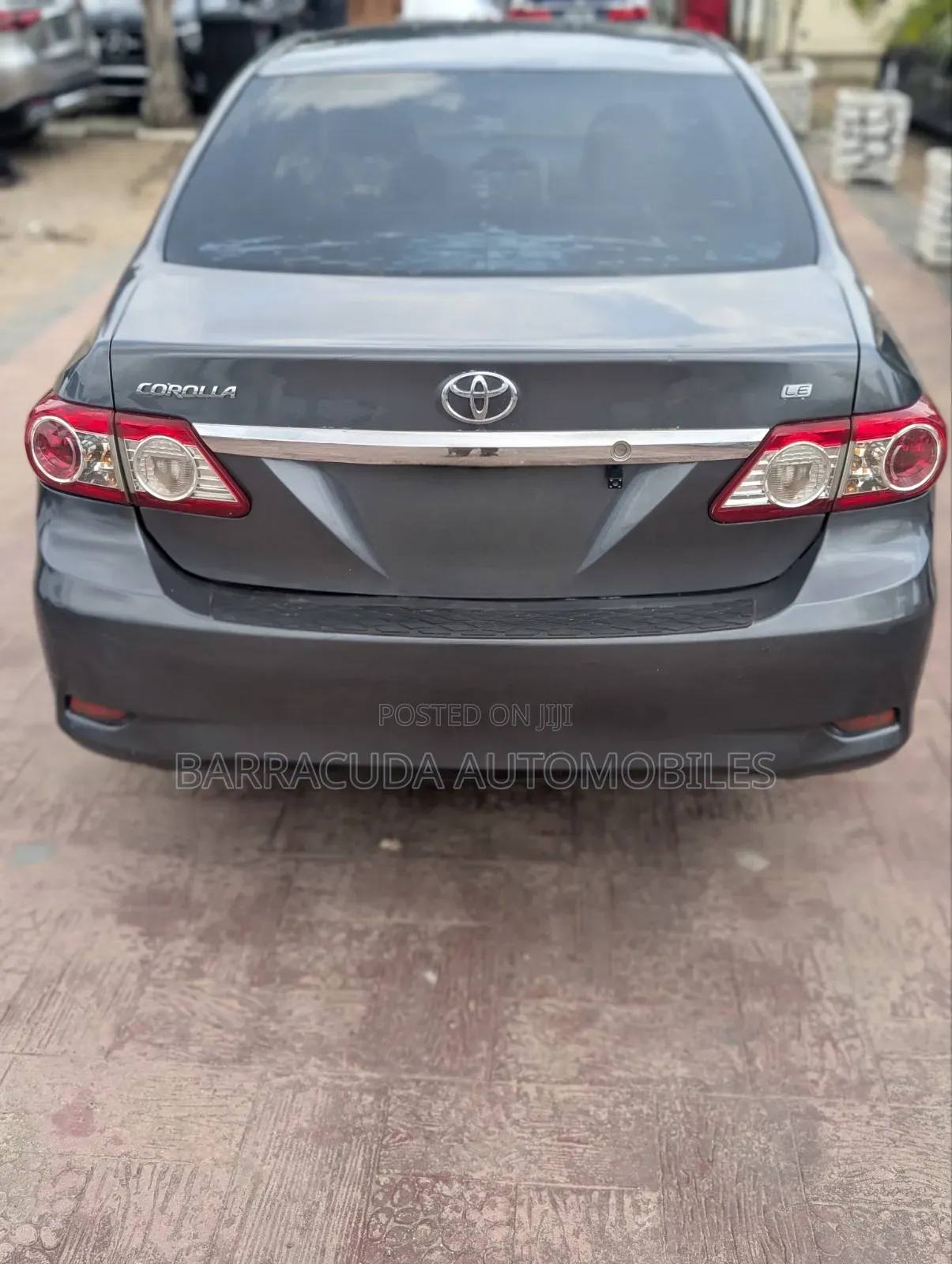 Toyota Corolla L 4-Speed Automatic 2013 Gray