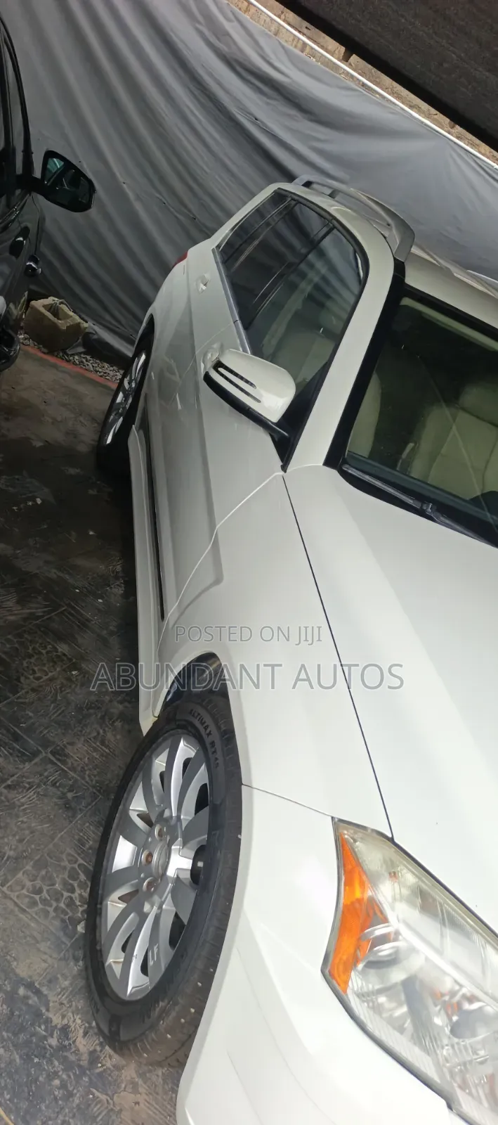Mercedes-Benz GLK-Class 350 4MATIC 2012 White
