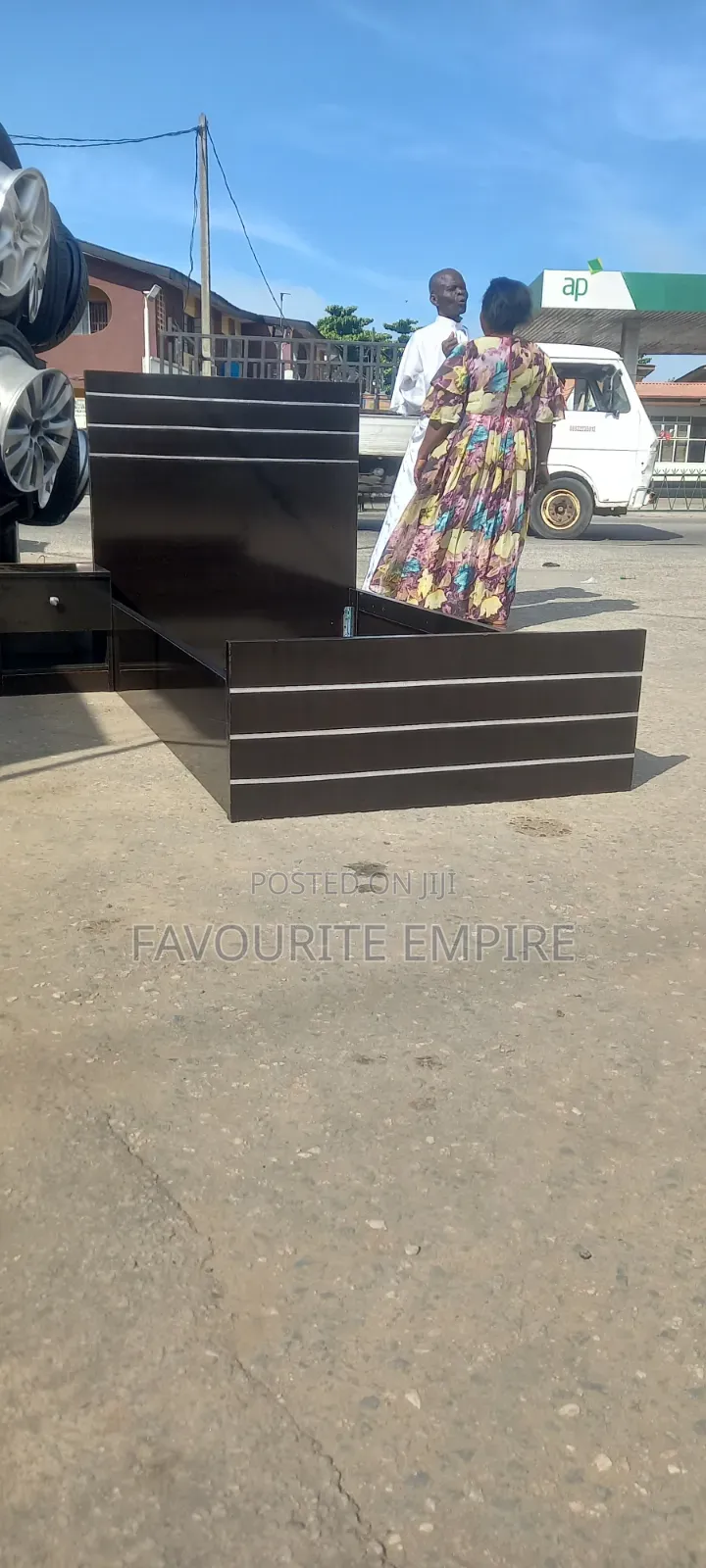 4by6 Bedframe With Side Drawer