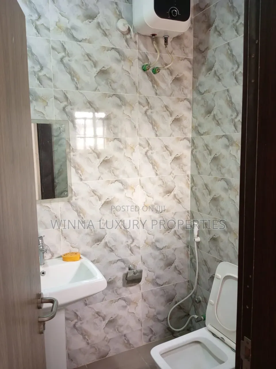 3bdrm Apartment in River Park Estate, Lugbe District for rent