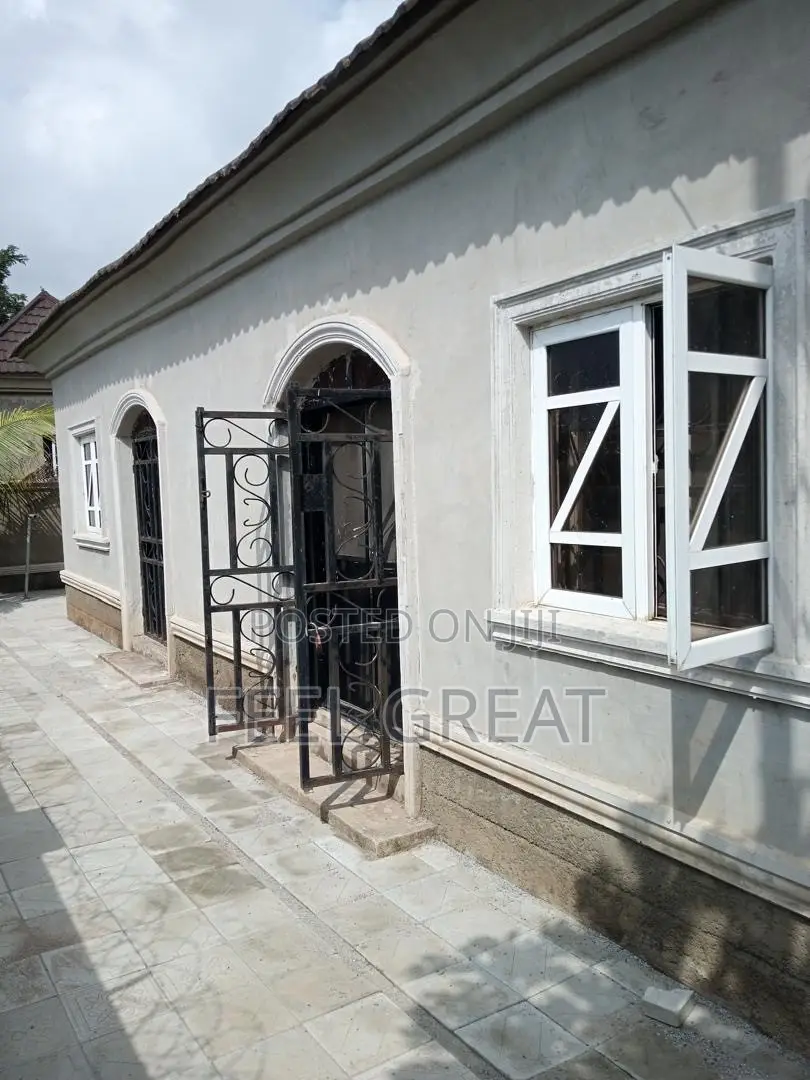 Furnished 1bdrm Apartment in Broadview Estate, Idu Industrial for rent