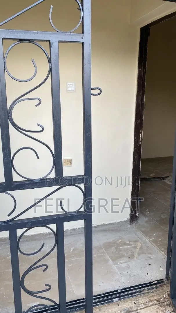 Furnished 1bdrm Apartment in Broadview Estate, Idu Industrial for rent