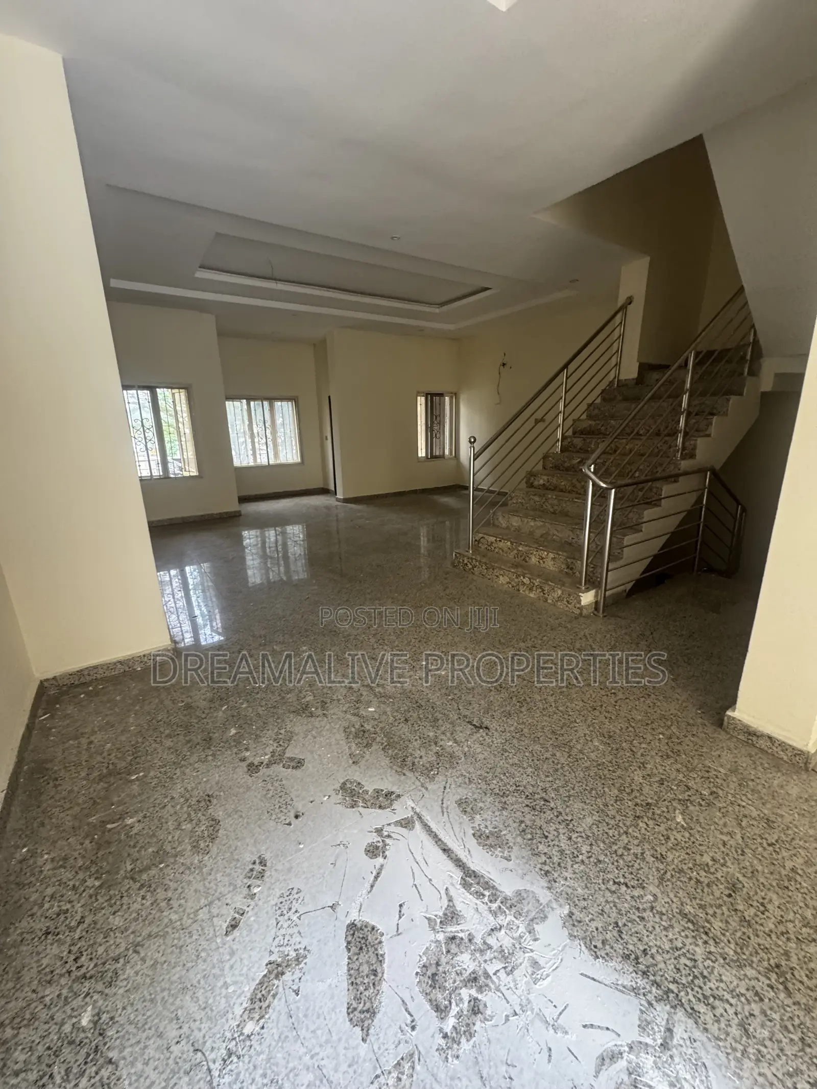 5bdrm Duplex in Maitama for rent