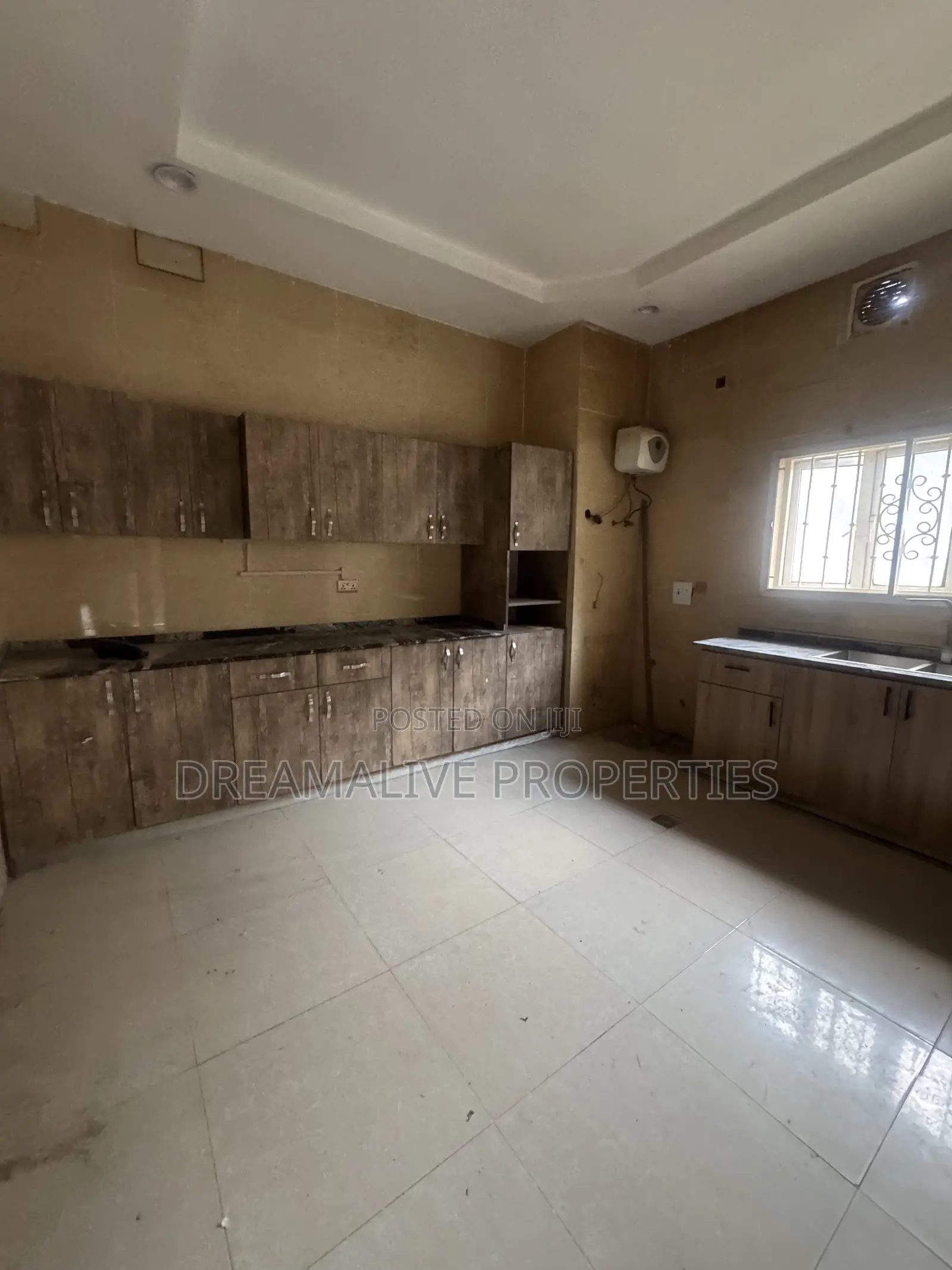 5bdrm Duplex in Maitama for rent