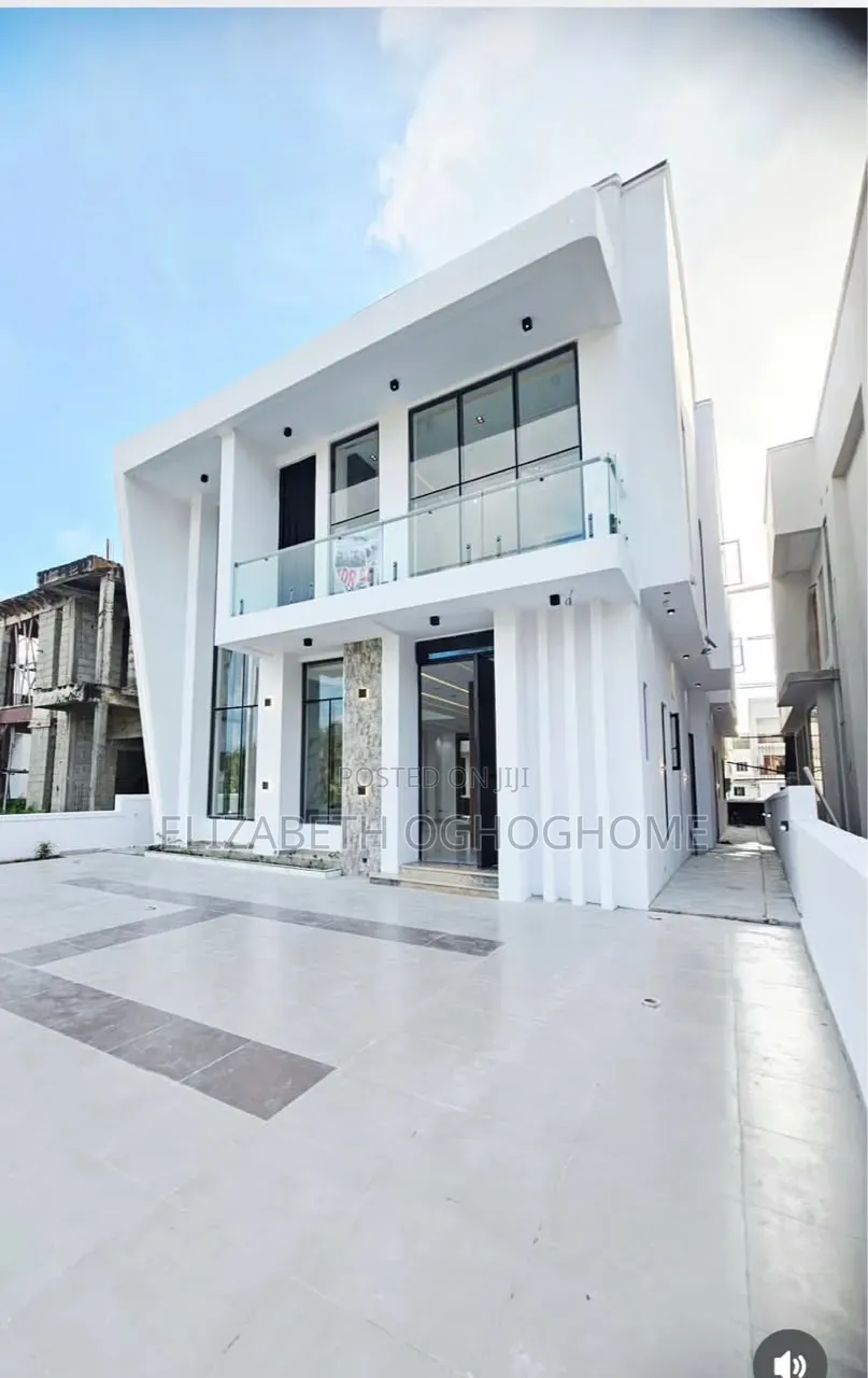 5bdrm Duplex in Ikota for sale