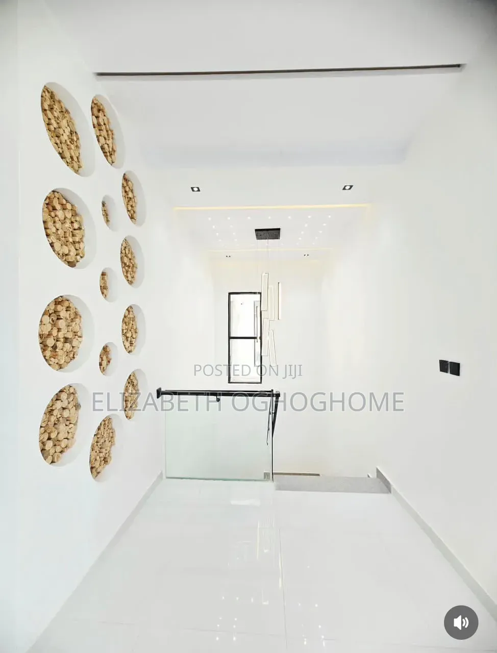 5bdrm Duplex in Ikota for sale