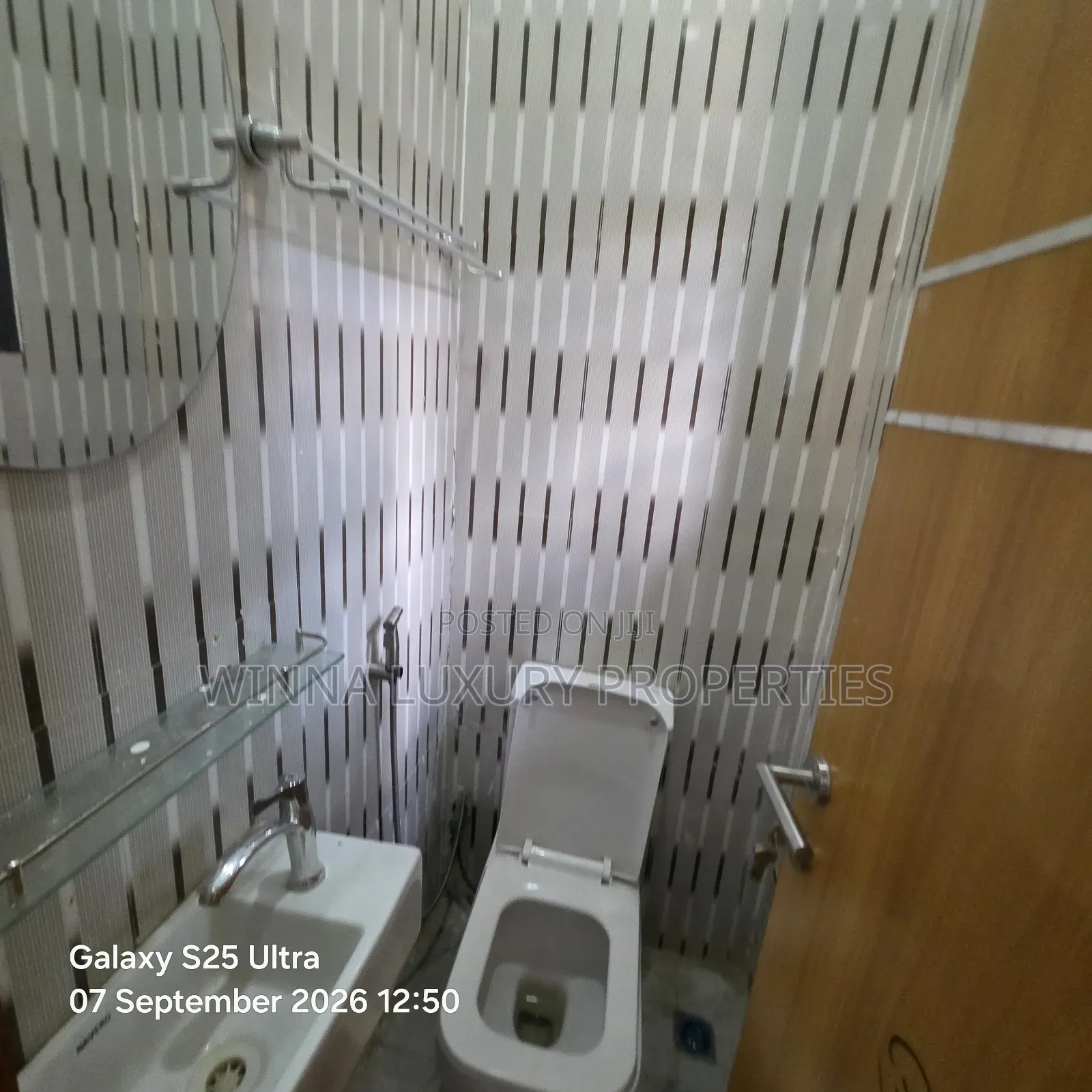 4bdrm Townhouse / Terrace in Palm Height Estate, Lugbe District