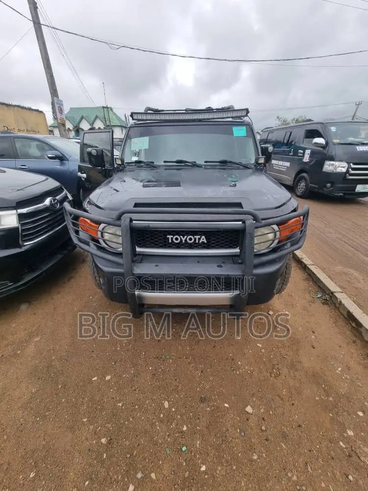 Toyota FJ Cruiser Base 4x4 2007 Black