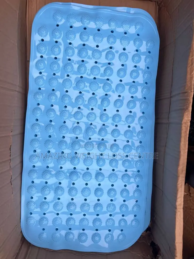 Anti-Slip Vacuum Sucker Bathroom Mat