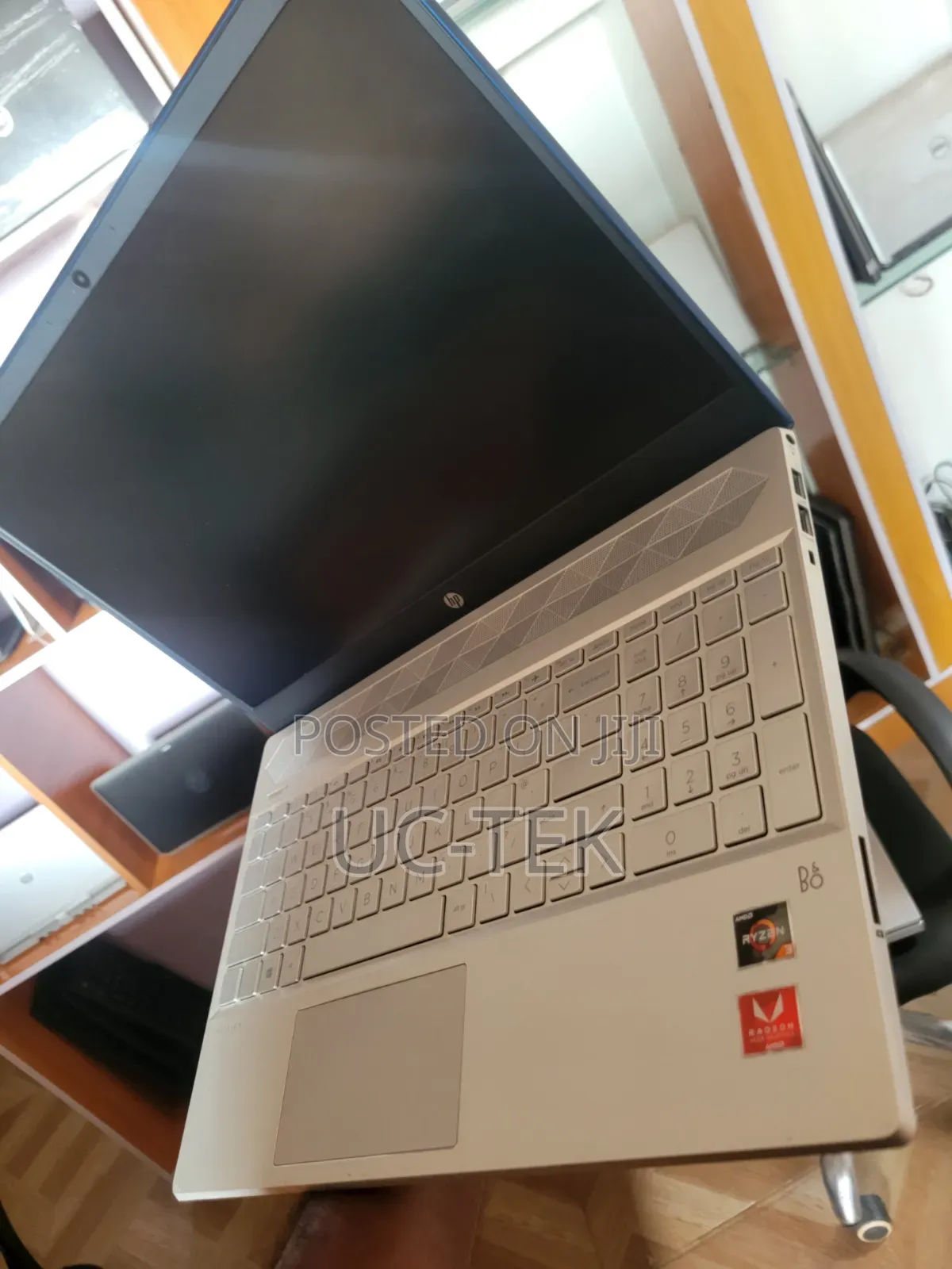 Laptop HP Pavilion 15 8GB AMD Ryzen 3 SSD 256GB