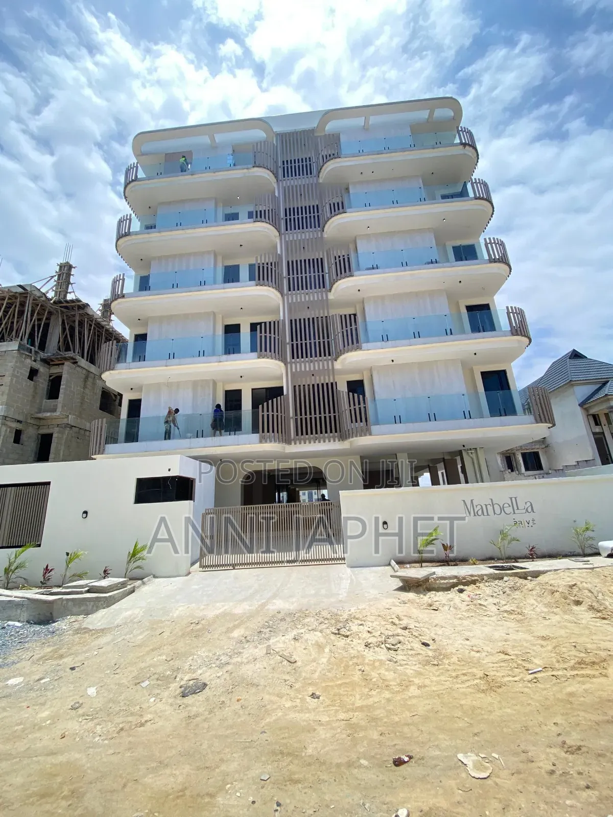 2bdrm Apartment in Ikate, Lagos Island / Lagos Island for sale