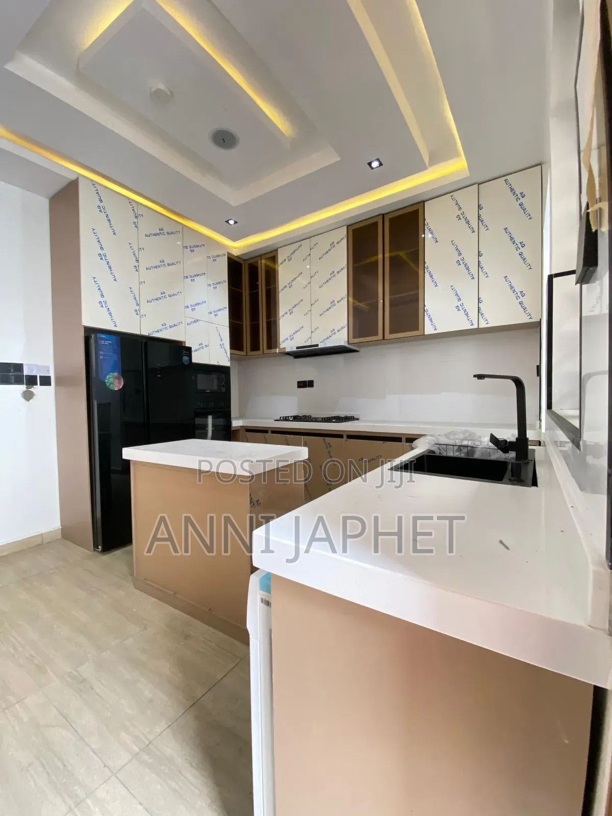 2bdrm Apartment in Ikate, Lagos Island / Lagos Island for sale