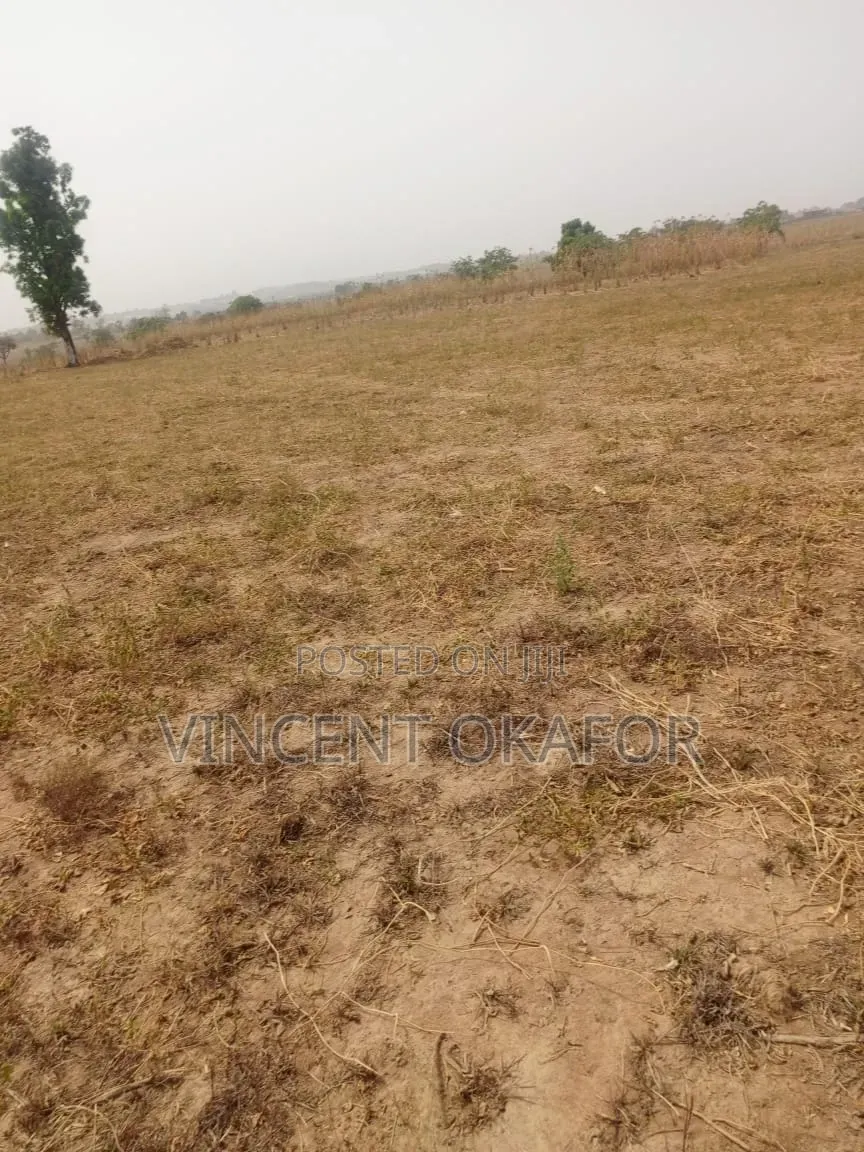 250sqm for 4 Bedroom Semi-Detached Duplex