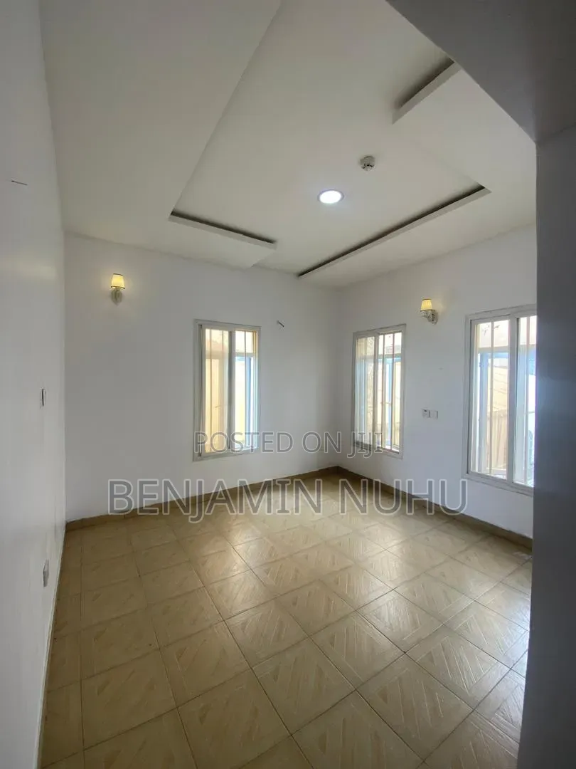 3bdrm Duplex in Marwa Lekki Phase 1 for rent