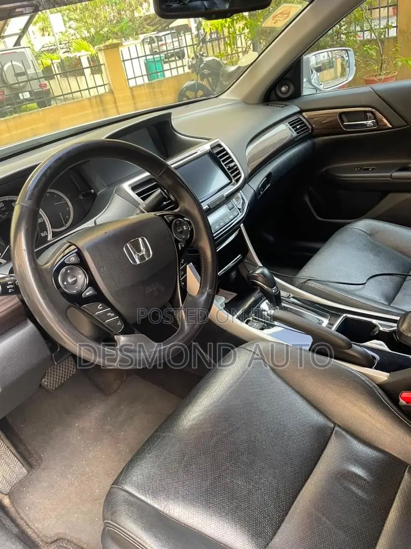 Honda Accord Touring V6 2dr Coupe FWD (3.5L 6cyl 6A) 2017 Silver