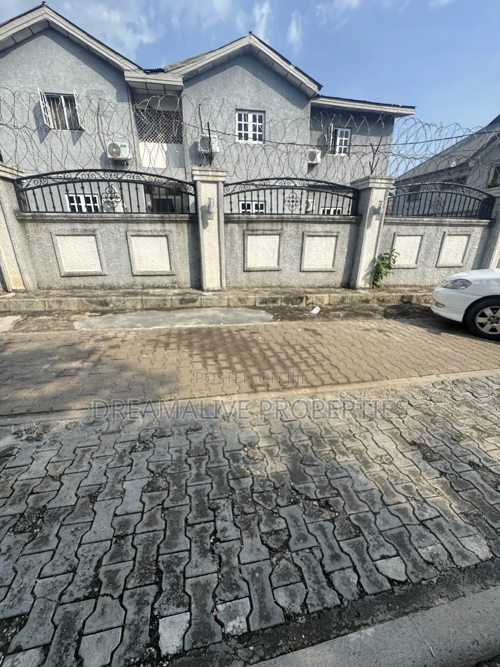 1bdrm Apartment in Wuse 2 for rent
