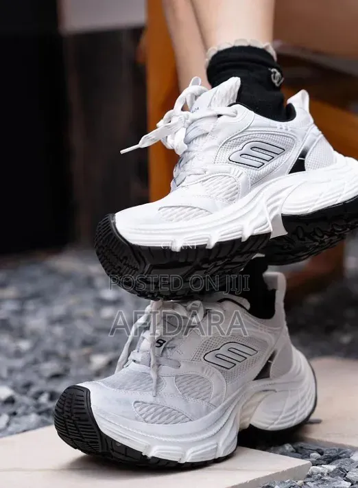 Balenciaga Unisex Sneaker