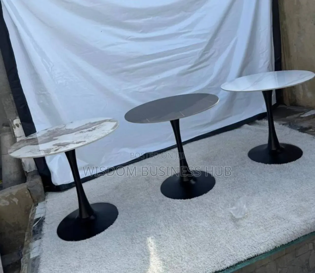 Tulip Pedestal Side Table