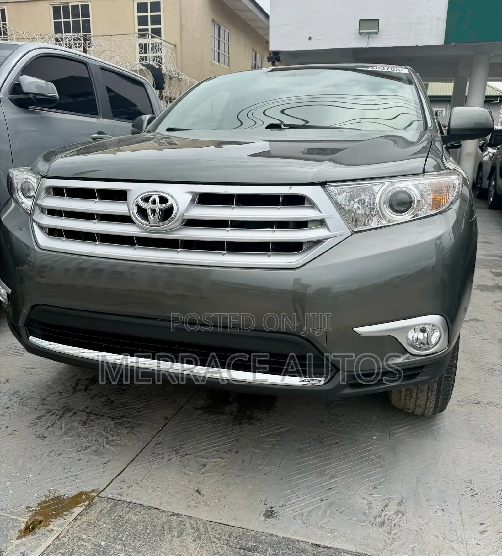 Toyota Highlander Limited 2012 Gray