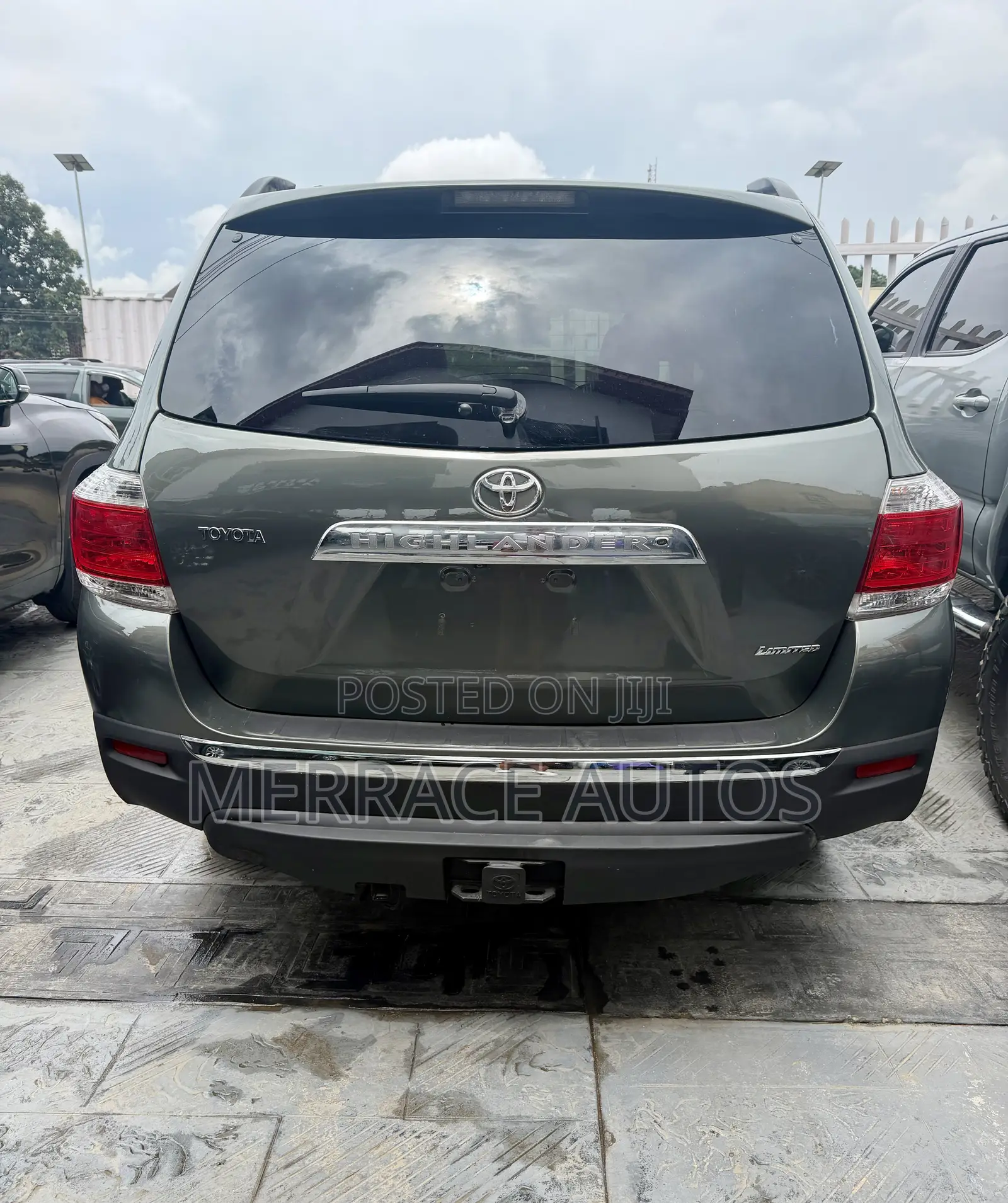 Toyota Highlander Limited 2012 Gray