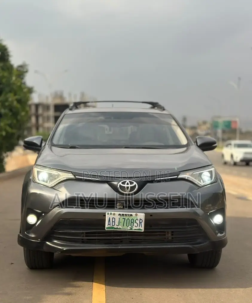 Toyota RAV4 2015 Gray