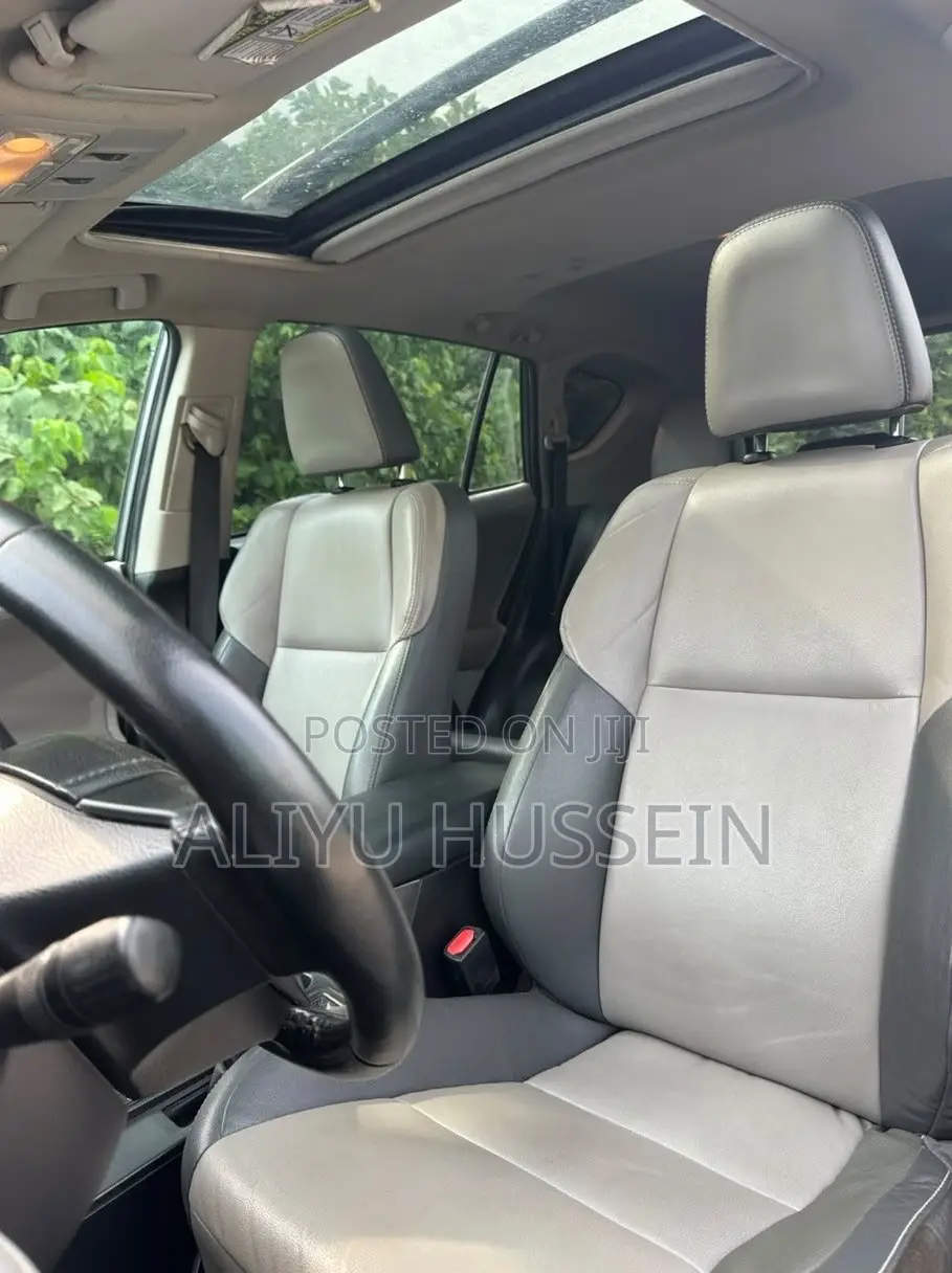 Toyota RAV4 2015 Gray