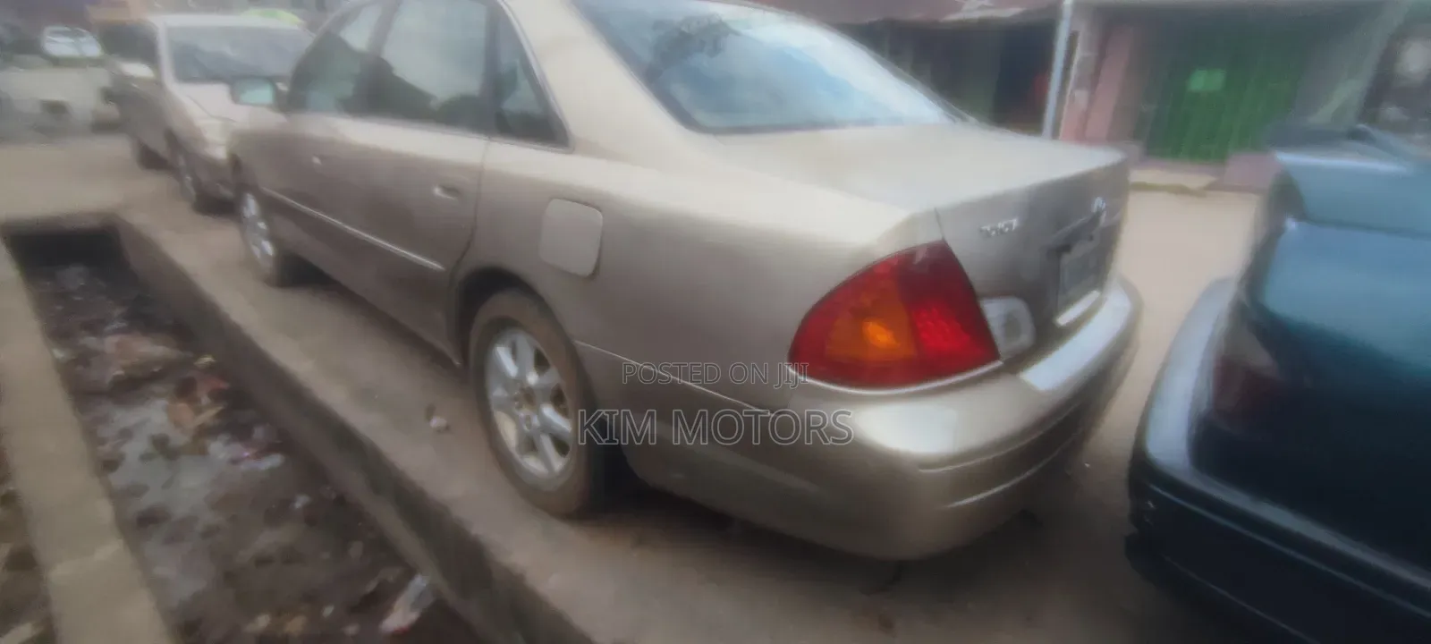 Toyota Avalon XL w/Bucket Seats 2003 Gold