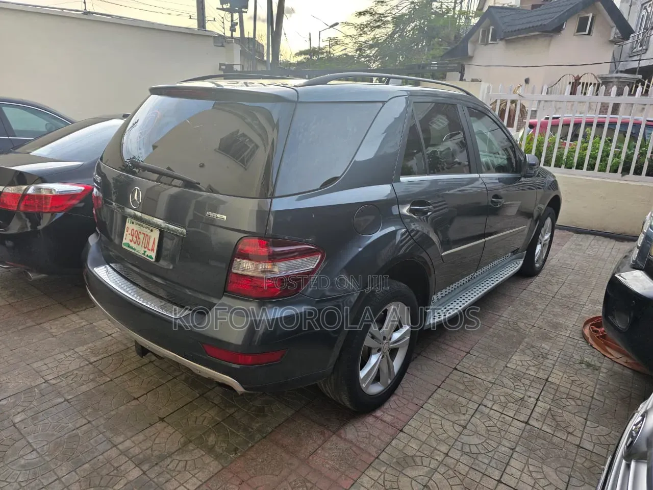 Mercedes-Benz M Class 2011 Gray