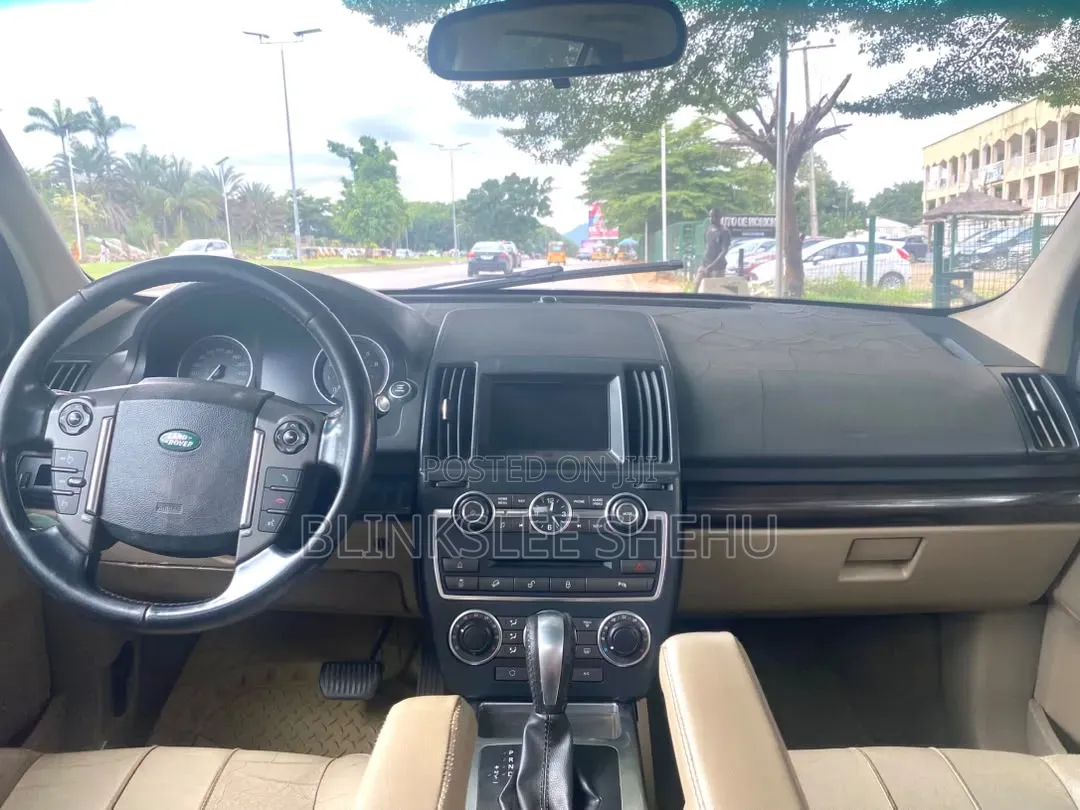 Land Rover Lr2 Base 2014 Red