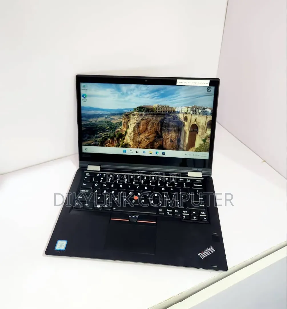 Laptop Lenovo ThinkPad X380 Yoga 8GB Intel Core i5 SSD 256GB