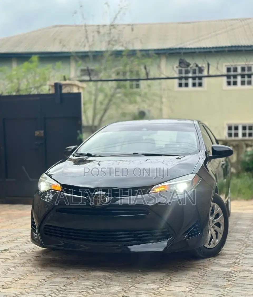 Toyota Corolla 2019 Black