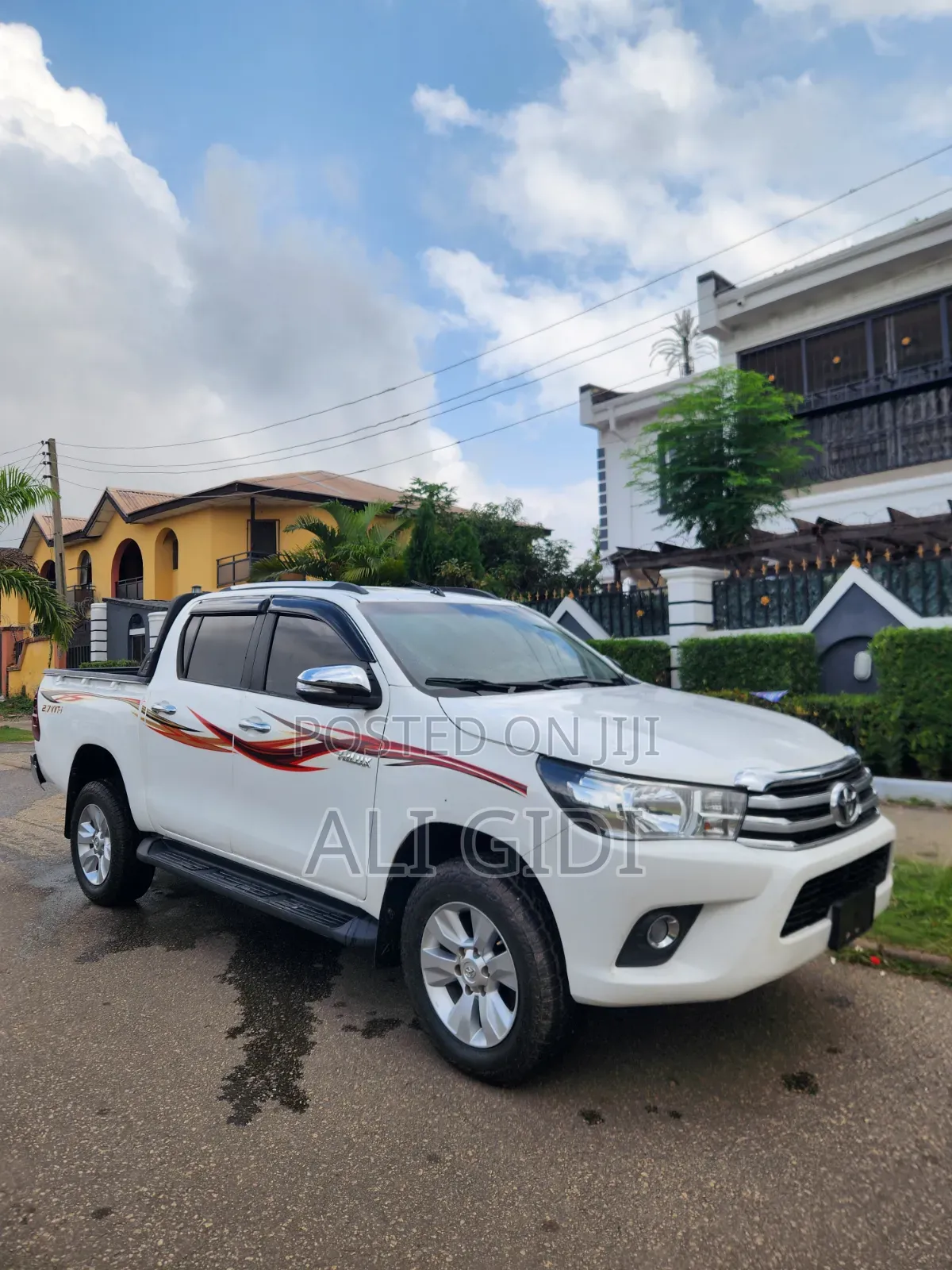Toyota Hilux 2020 White