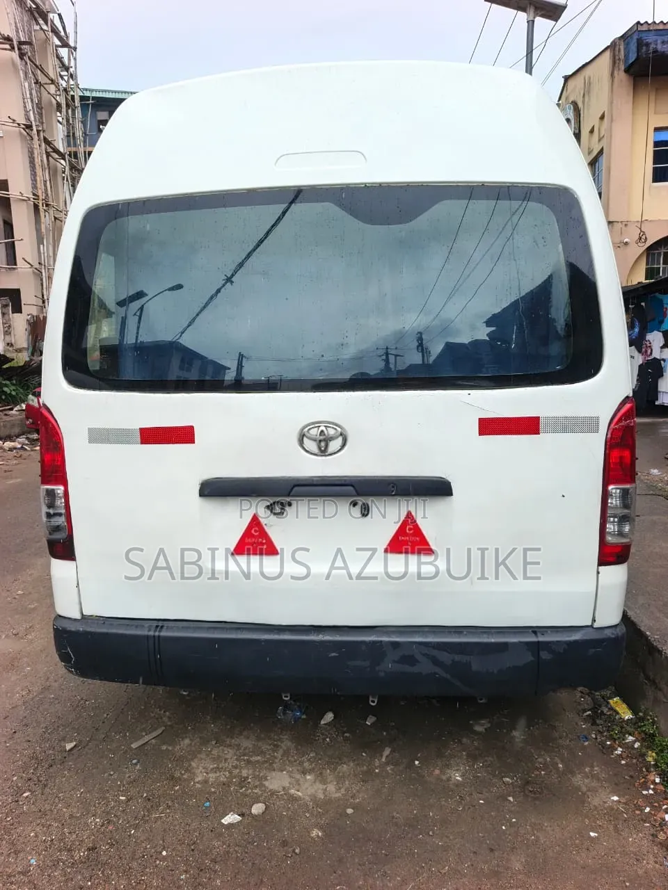 Toyota HiAce 2013 White