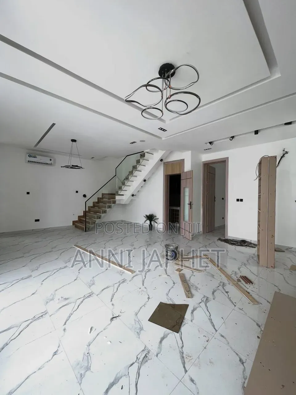 5bdrm Duplex in Chevron, Lekki, Lagos Island / Lagos Island for rent