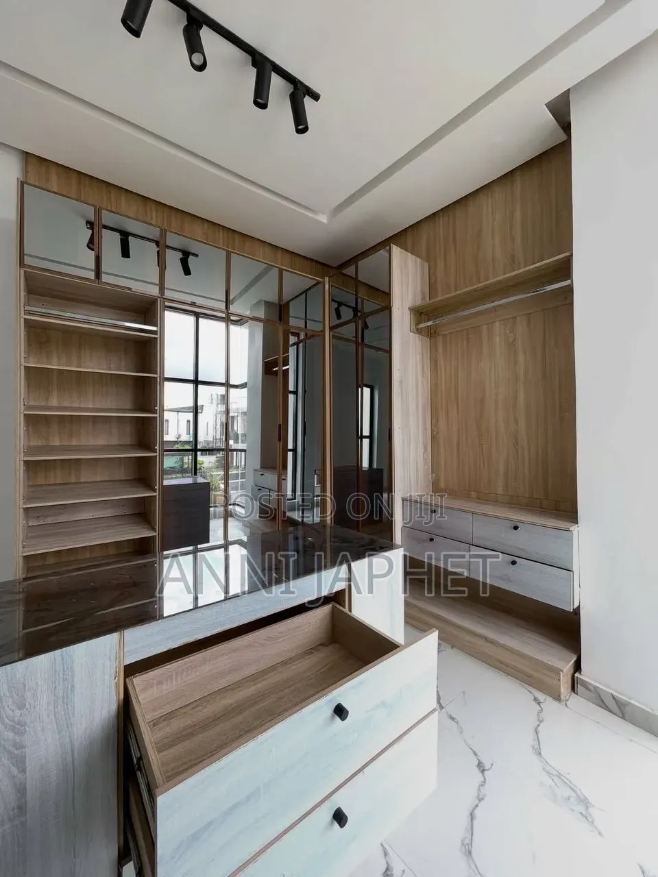 5bdrm Duplex in Chevron, Lekki, Lagos Island / Lagos Island for rent