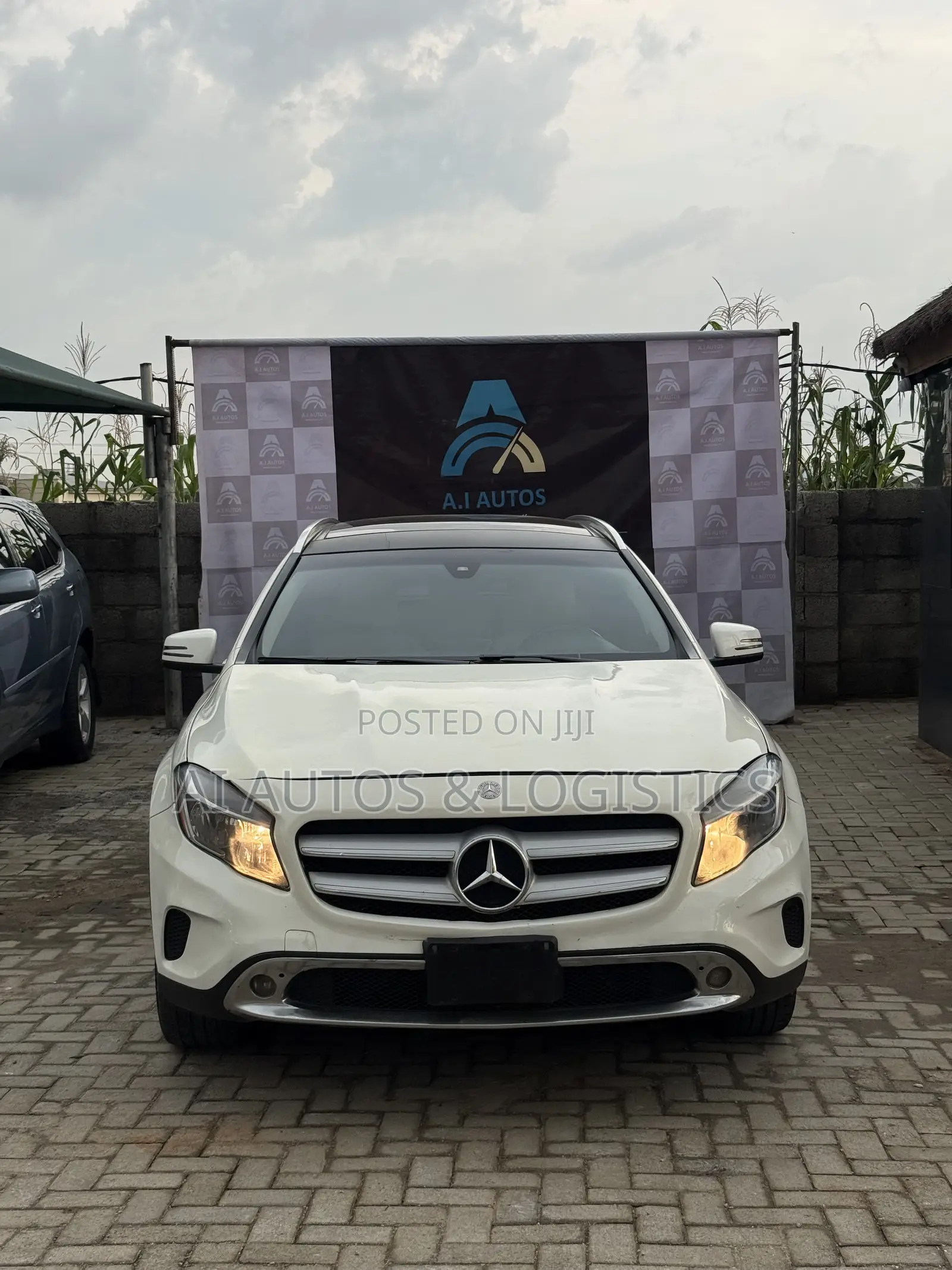 Mercedes-Benz GLA 250 2015 White